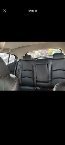 Mazda 3 Versión Más Equipada.