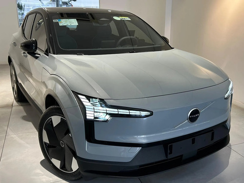 Volvo EX30 0.0 Plus Extended Range (Single) 5P Eléctrico