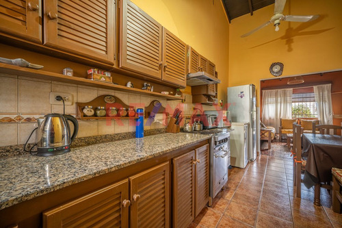 Venta Ph T/casa + Local. Garage. Jardin. Temperley
