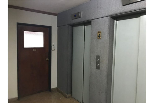 Imagen 8 de 10 de Venta Oficina 24 M2 Amoblado Zona Tribunales