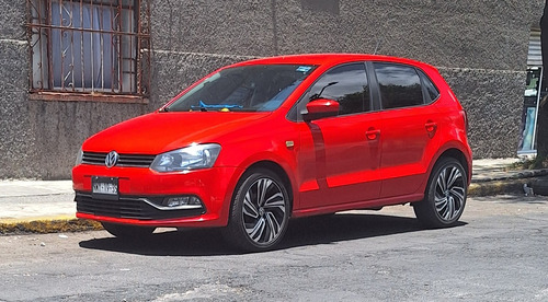 Volkswagen Polo 1.6 At