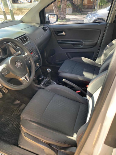 Imagen 7 de 7 de Volkswagen Crossfox 1.6 Trendline 2013