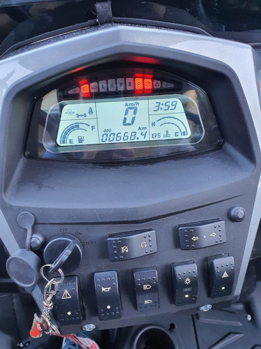 Imagem 5 de 7 de Zforce 550 Prata Seminovo - Pouco Rodado!