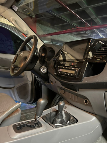 Imagen 4 de 13 de Toyota Hilux Kavak 2011