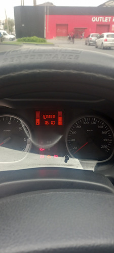 Vendo Taxi Con Licencia 69.000 Km Reales. Auxilio Sin Rodar