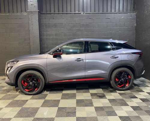 Omoda C5 Hibrida