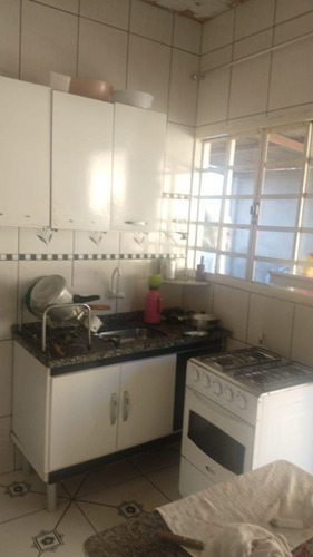 Casa Em Baependi , Com 02 Quartos , Sala Cozinha E Banheiro , Toda Murada . - 1034