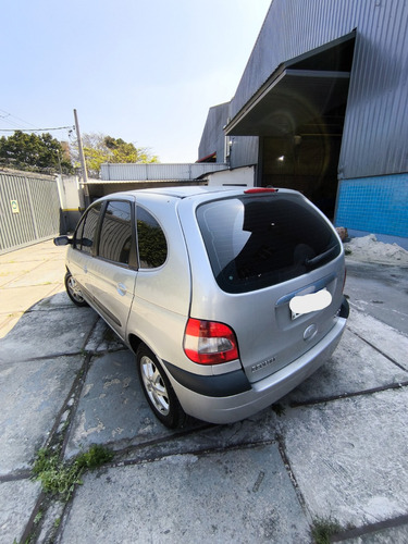 Renault Scenic 1.6 16v Expression Hi-flex 5p