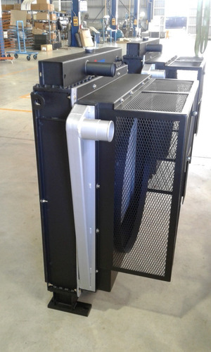 Imagen 2 de 3 de Radiador Metalfor Cosechadora