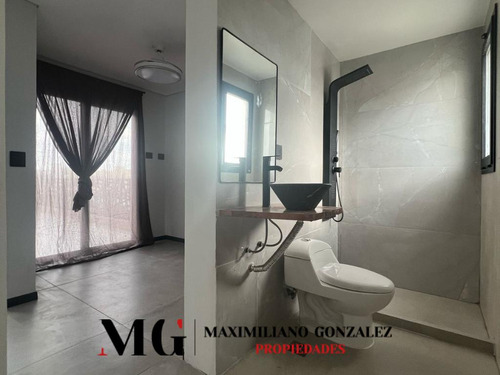Casa En Venta, 10 Ambientes - Terralagos, Canning.