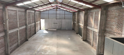 Bodega Comercial En Venta Recoleta