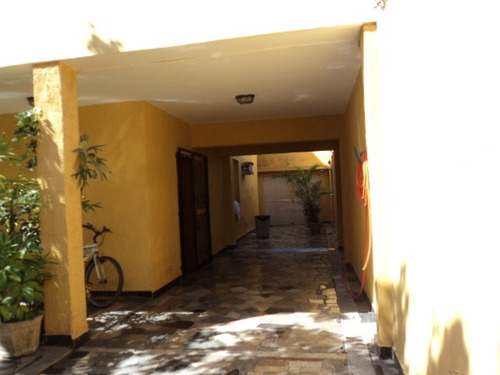 Casa Para Aluguel, 5 Dormitórios, Cavaleiros - Macaé - 1088