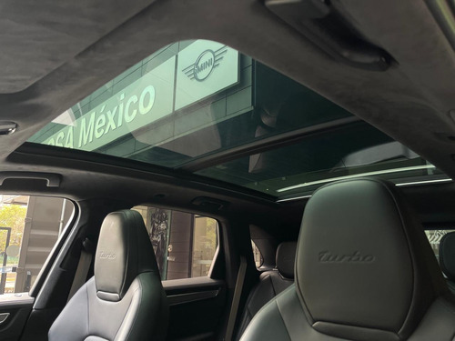 Porsche Cayenne Turbo 550hp 4.0, 6 Cilindros Mod 2020
