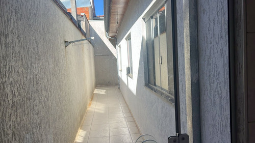 Casa Com 3 Quartos E 2 Banheiros À Venda, 133 M² Por R$ 405.000