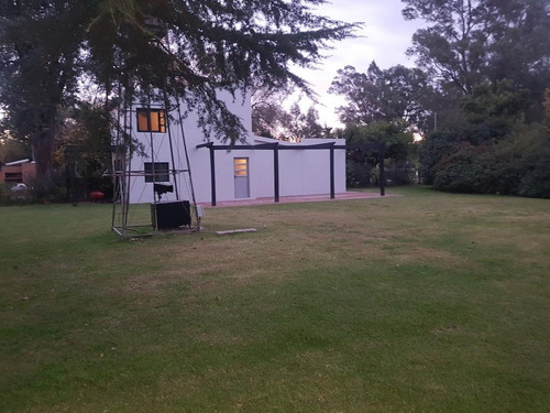 Imagen 3 de 22 de Casa Quinta En Venta - 3 Dormitorios 2 Baños - 220mts2- 9 De Julio