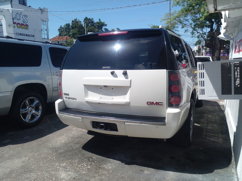 GMC Yukon 6.2 C Denali 403 Hp 4x4 At