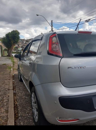 Imagem 11 de 11 de Fiat Punto 2015 1.4 Attractive Flex 5p