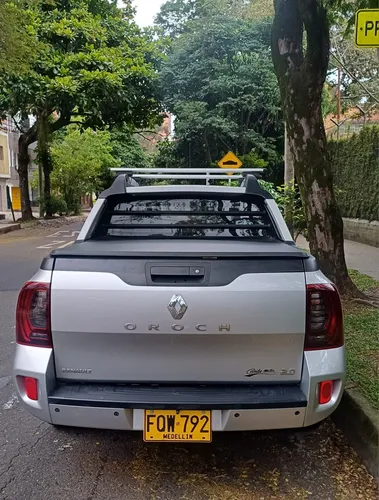 Renault Duster OROCH 4x4 Intense