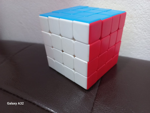 Cubo Rubik 4x4 Profesional Marca Moyu