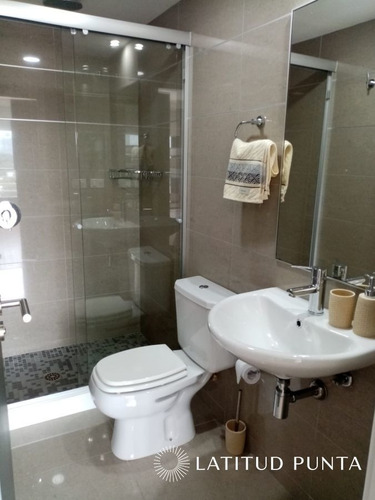 Imagen 8 de 16 de Apartamento En Alexander Boulevard, 2 Dormitorios