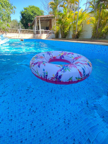Chácara Em Porangaba Com 20 Mil Metros Quadrados Com Piscina De 10 Metros Por 5, Rio Com Água Limpa, Poço Artesiano, Duas Casas , Canil, Galinheiro, Plantação De Frutas, Documento Em Ordem.