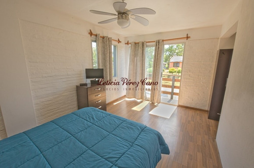 Casa En Venta 2 Dormitorios En Balneario Buenos Aires- Ref: 19389