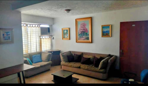 Michelle Vende Apartamento En Naguanagua Ea-jy