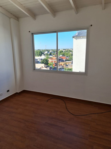 Imagen 12 de 16 de Departamento En Venta En Jose Leon Suarez