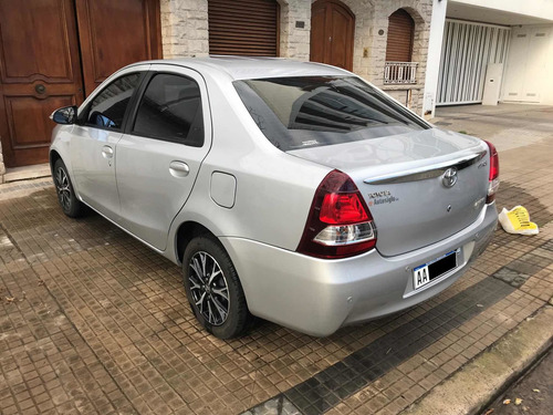 Imagen 4 de 10 de Toyota Etios Platinum