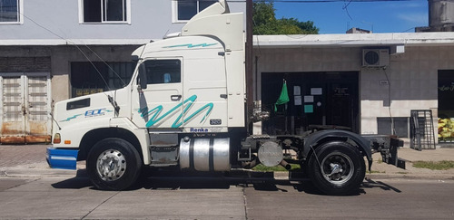 Imagen 3 de 4 de Volvo Ln 10 320 Año 99 Tractor