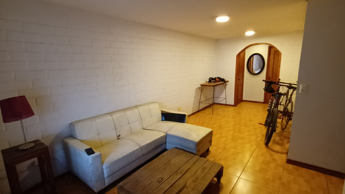 Venta Casa La Pintana De Dos Pisos