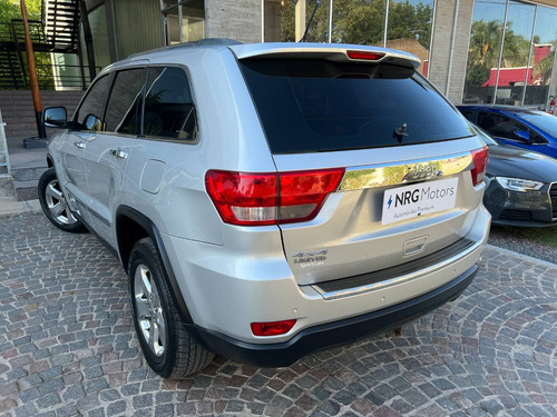Imagen 7 de 15 de Jeep Grand Cherokee Lim 3.6 2011
