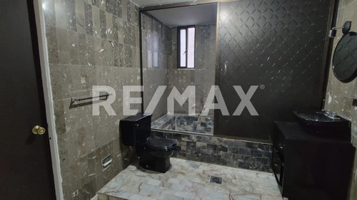 Imagen 12 de 13 de Se Renta Casa Habitación Fraccionamiento Los Remedios - (2)