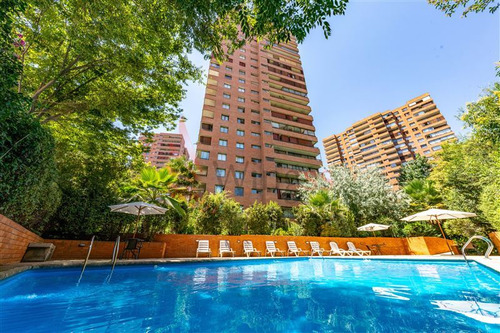 Departamento En Venta De 2 Dorm. En Las Condes