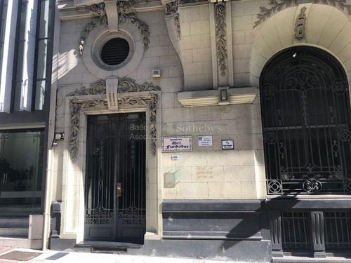 Oficina De 150 M2 En Ciudad Vieja