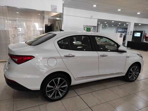 Fiat Cronos 1.8 Retiralo Con Solo 150.000 O Tu Usado Uber *j