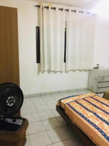 Confira! Chácara Em Condomínio Com Piscina Em Peruíbe-sp