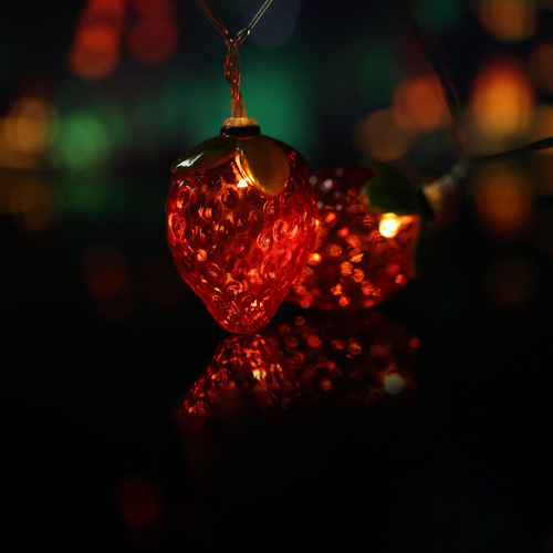 Cadena De Luces Strawberry: 20 Led Para Festivales Y Fiestas