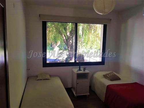 Imagen 6 de 12 de En Venta Casa De Tres Dormitorios Colonia Del Sacramento