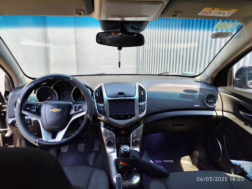 Chevrolet Cruze 1.8 Lt Mt 5 p