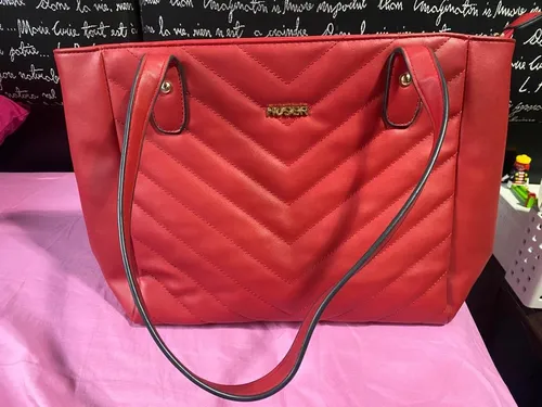 Bolsa Huser Roja Seminueva Cuotas sin inter s