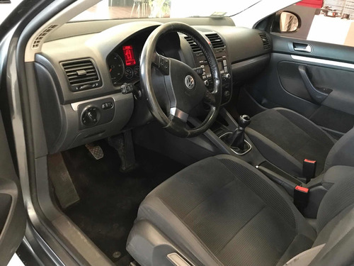 Imagen 9 de 13 de Volkswagen Vento 1.9 I Advance 2009