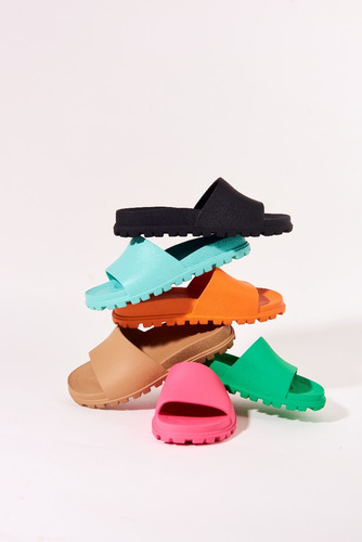 Sandalias Goma Crash Lenka Slide Liviana Verano 2024