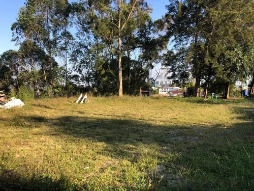 Quinta Club De Campo Obra Gris