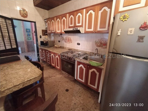 Imagen 14 de 30 de Casa En Venta Urb La Mulera, Maracay 23-25918 Hc