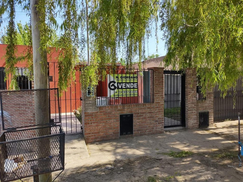 Imagen 1 de 11 de Oportunidad - Valor Rebajado! 2 Departamentos En Planta Baja En El Mismo Lote! Se Venden Juntos