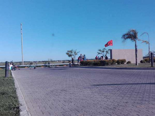 Lote En Venta En Barrio Magallanes, Pueblos Del Plata. Hudson, Berazategui.