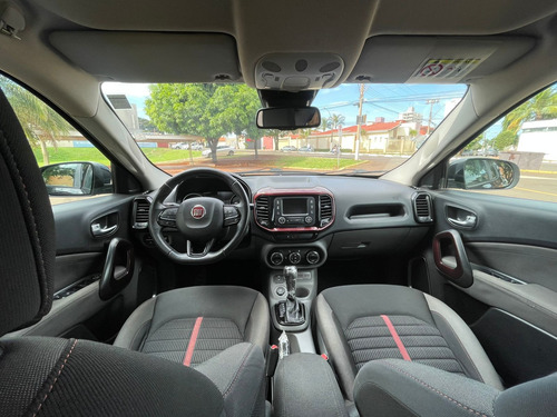 Fiat Toro 1.8 16v Freedom Flex 4x2 Aut. 4p