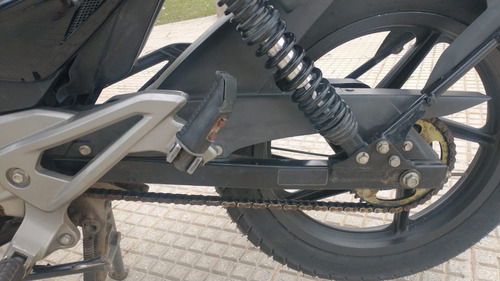 Bajaj Rouser 135 Modelo 2015