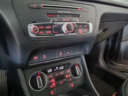 Imagem 10 de 14 de Audi Q3 2.0 4p Tfsi Ambiente Quattro S-tronic Automático